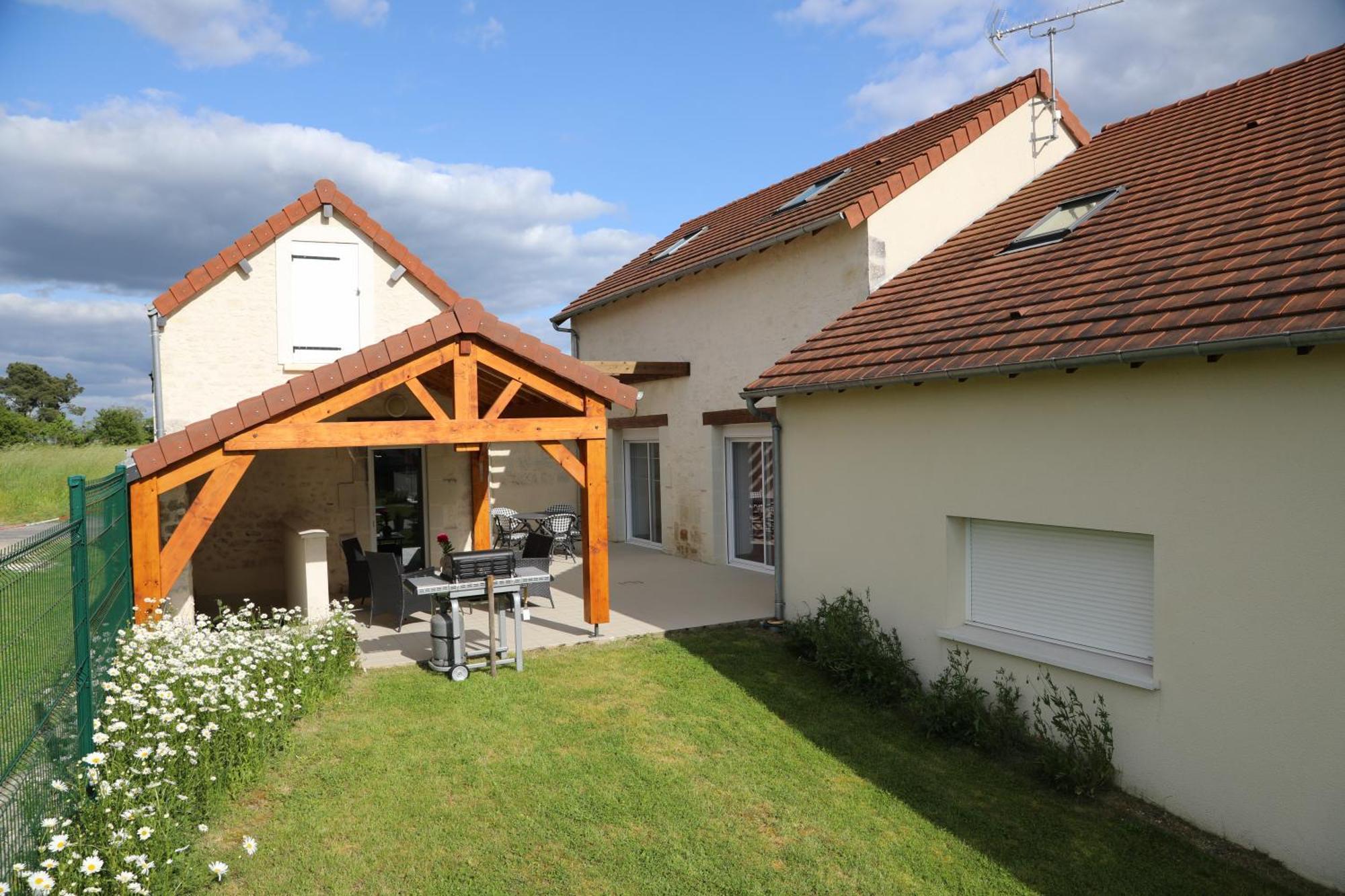 Gite Montgolfiere 6 Personnes Chatellerault Exterior photo
