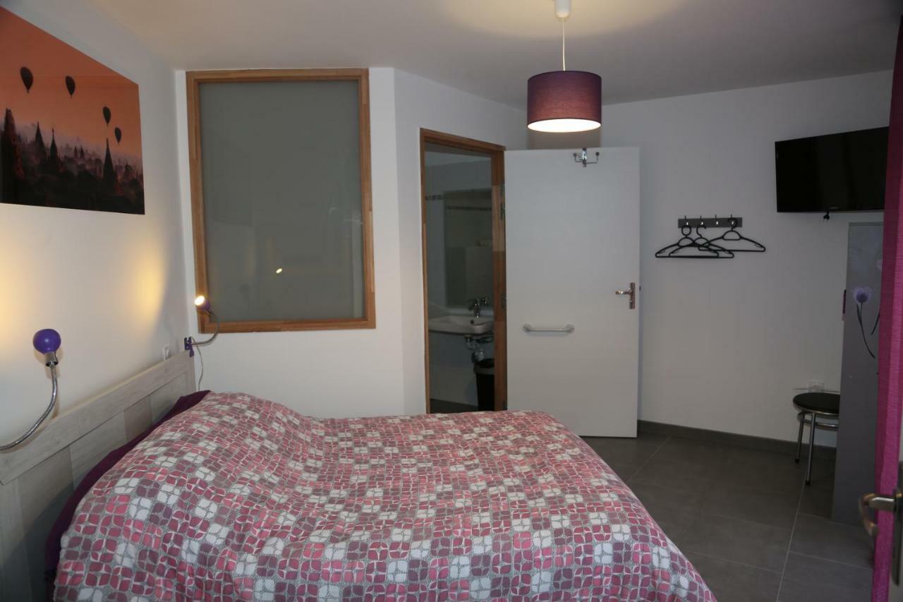 Gite Montgolfiere 6 Personnes Chatellerault Exterior photo